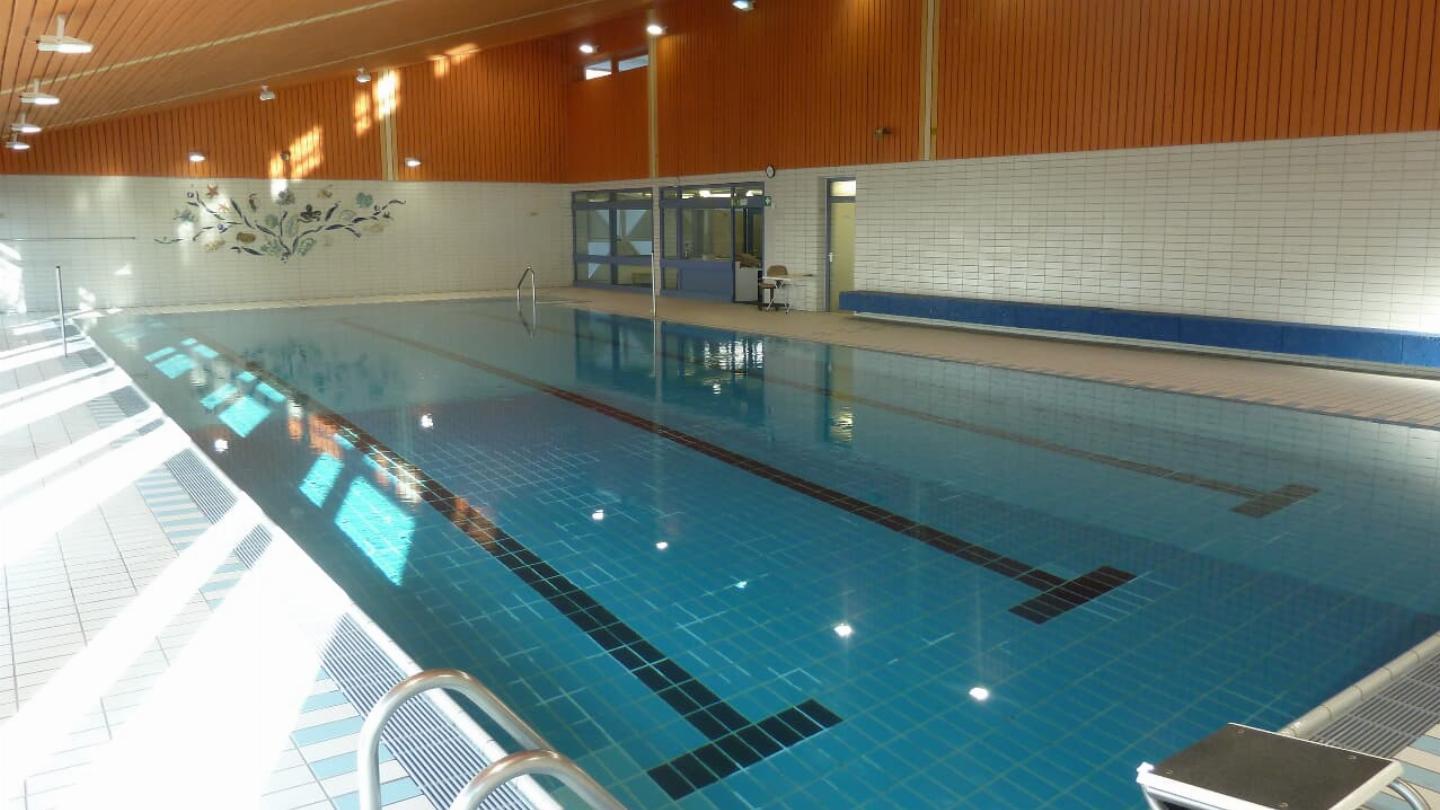 Hallenbad