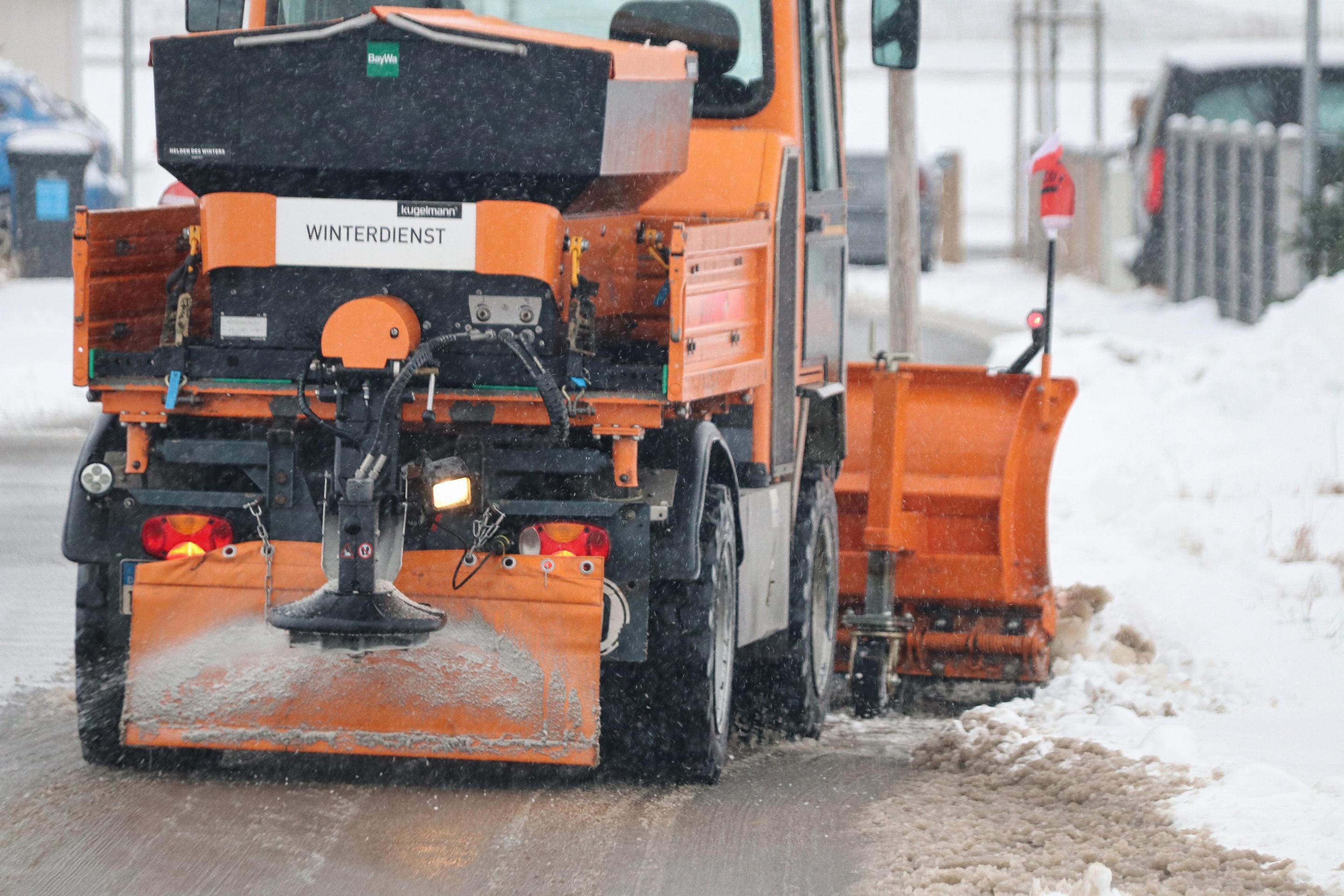 Winterdienstfahrzeug